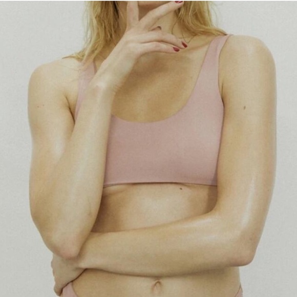 ✨DANIELLE GUIZIO Visions Bikini Top Color Blush Pink - Picture 1 of 6